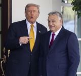 Младенов: Хамас трябва да се разоръжи